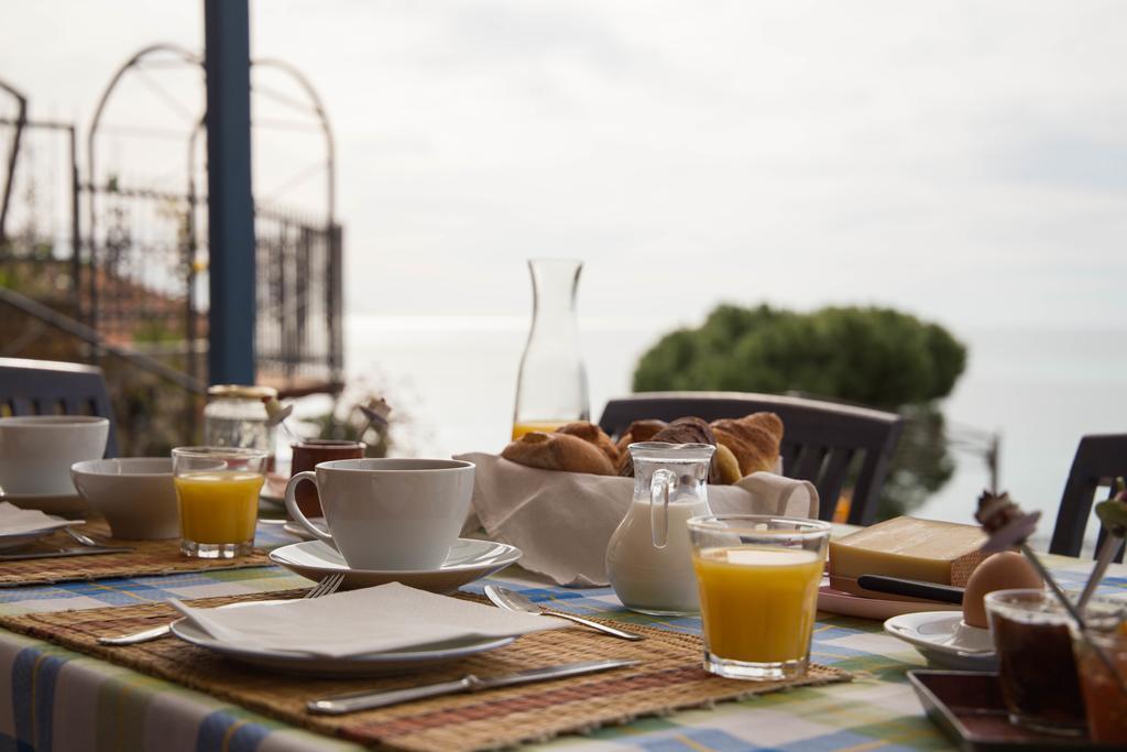 B&B La Mimosa Del Golfo Ospedaletti Εξωτερικό φωτογραφία